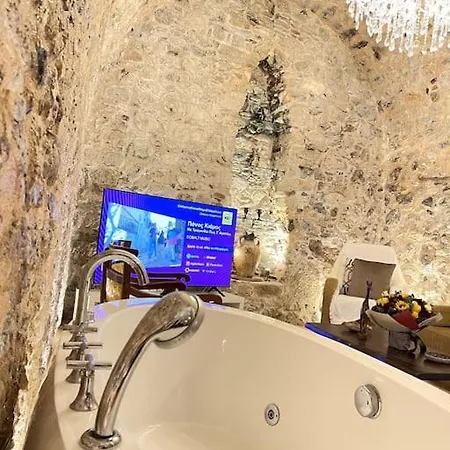 Living In A Cave Under Acropolis * Athens
