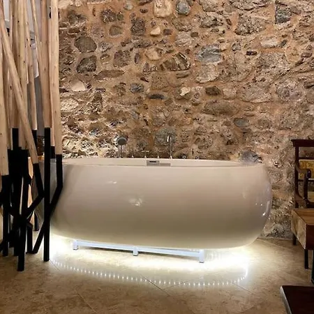 Living In A Cave Under Acropolis Apartment