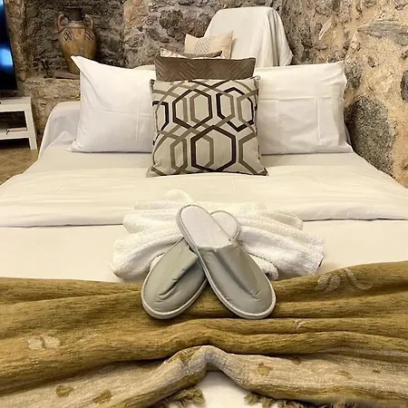 Living In A Cave Under Acropolis * Athens