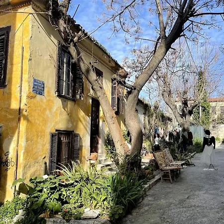 Living In A Cave Under Acropolis Apartment